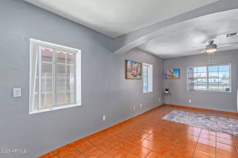 2427 W Devonshire Ave, Phoenix, AZ 85015 photo 9