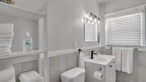 1637 E Yale St, Phoenix, AZ 85006 photo 27