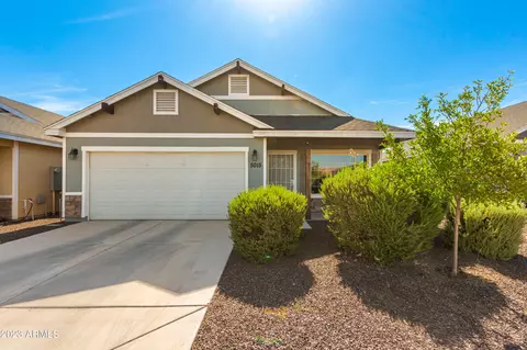 5015 S 11th St, Phoenix, AZ 85040