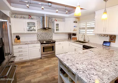 15414 N 41st St, Phoenix, AZ 85032