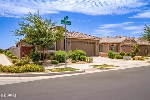9639 E Thunderbolt Ave, Mesa, AZ 85212 photo 4