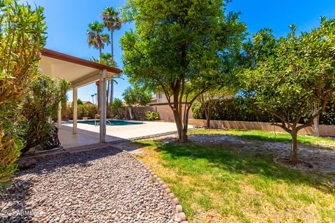 2310 E Huron Ct, Gilbert, AZ 85234 photo 21