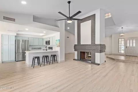 2310 E Huron Ct, Gilbert, AZ 85234 photo 5