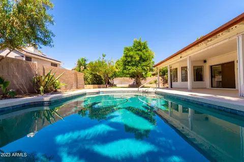 2310 E Huron Ct, Gilbert, AZ 85234 photo 23