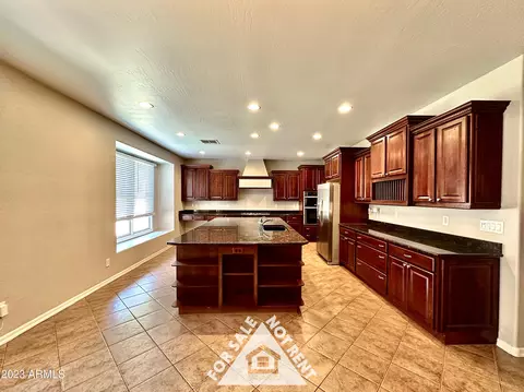 2210 E Chanute Pass, Phoenix, AZ 85040 photo 22