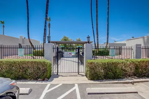 826 E Orange Dr, Phoenix, AZ 85014 photo 29