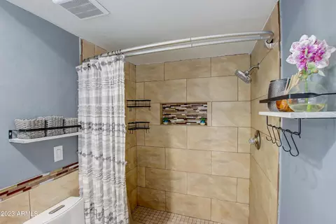 826 E Orange Dr, Phoenix, AZ 85014 photo 20