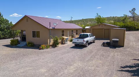 16066 W Young Ln, Yarnell, AZ 85362