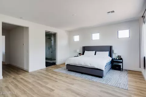 813 E Monte Way, Phoenix, AZ 85042 photo 26
