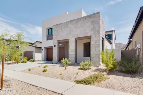 813 E Monte Way, Phoenix, AZ 85042 photo 2