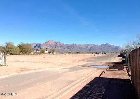 1473 E 17th Ave #10, Apache Junction, AZ 85119