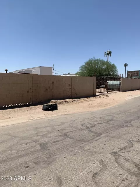1473 E 17th Ave #10, Apache Junction, AZ 85119 photo 2