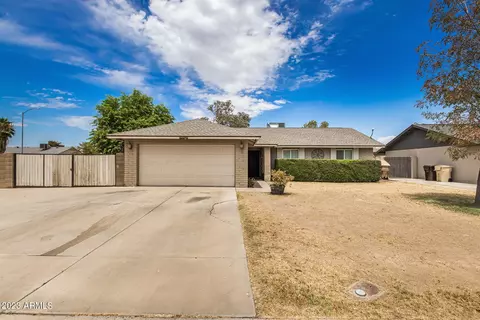 7044 W Cholla St, Peoria, AZ 85345