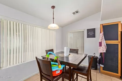 8427 W Berkeley Rd, Phoenix, AZ 85037 photo 9