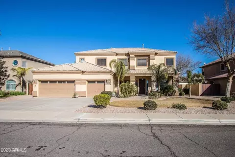 104 Elgin St, Gilbert, AZ 85295