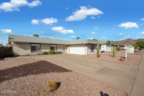 4249 E Kiowa St, Phoenix, AZ 85044 photo 2