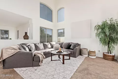 1339 E Helena Dr, Phoenix, AZ 85022 photo 2