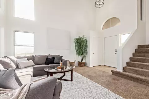 1339 E Helena Dr, Phoenix, AZ 85022 photo 3