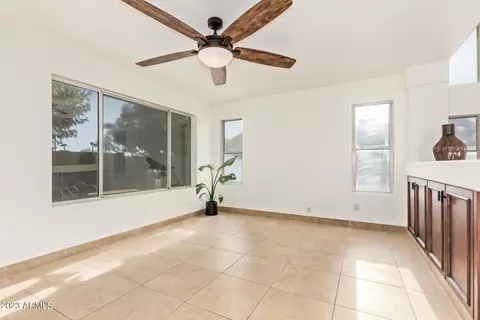 1339 E Helena Dr, Phoenix, AZ 85022 photo 5