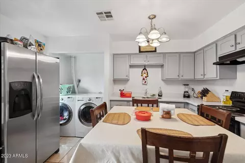 2571 E Mobile Ln, Phoenix, AZ 85040 photo 16
