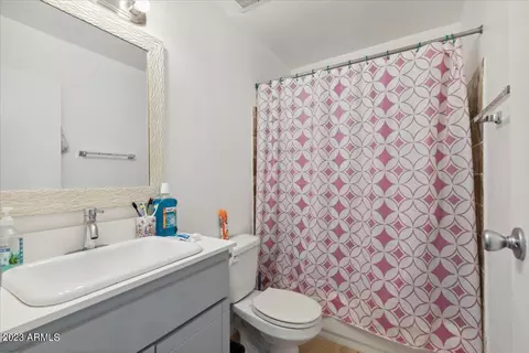 2571 E Mobile Ln, Phoenix, AZ 85040 photo 17