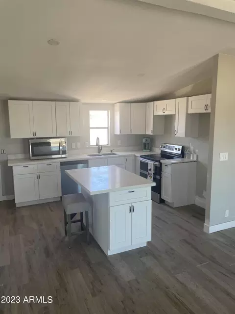 33134 W Southern Ave, Tonopah, AZ 85354