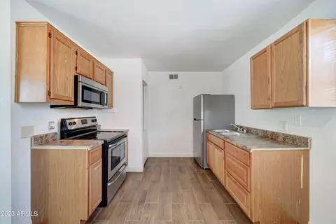 2537 W Georgia Ave #25, Phoenix, AZ 85017