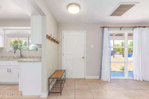 3002 W Mariposa St, Phoenix, AZ 85017