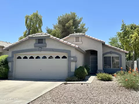 841 E Whitten St, Chandler, AZ 85225
