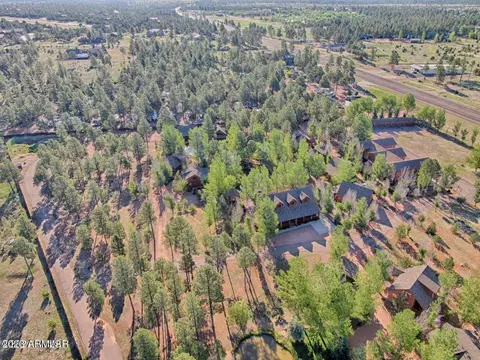 2272 Overgaard Springs Loop, Overgaard, AZ 85933 photo 16