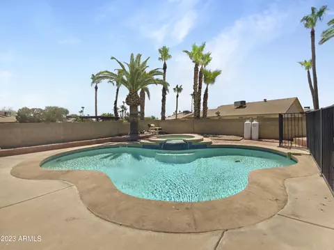 4235 E Jicarilla St, Phoenix, AZ 85044 photo 19