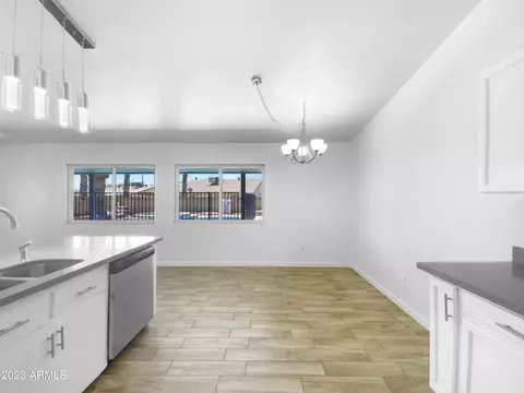 4235 E Jicarilla St, Phoenix, AZ 85044 photo 11