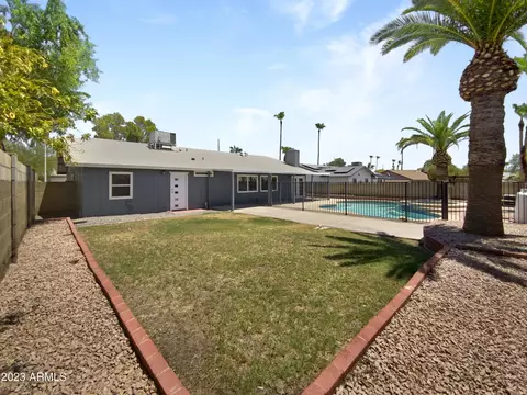 4235 E Jicarilla St, Phoenix, AZ 85044 photo 18