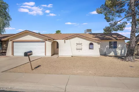 15239 N 53rd Dr, Glendale, AZ 85306