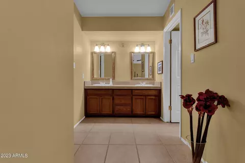 2511 E Shaw Butte Dr, Phoenix, AZ 85028 photo 29
