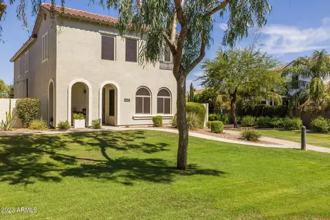 3534 S Seneca Way, Gilbert, AZ 85297