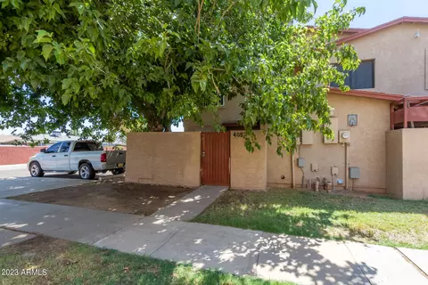 4053 W Wonderview Rd, Phoenix, AZ 85019
