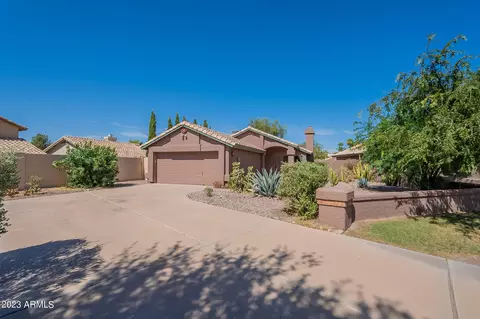 98 S Sunflower Ct, Chandler, AZ 85226