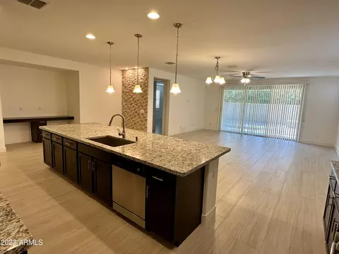 2204 E Ottawa Ln, Phoenix, AZ 85024 photo 8