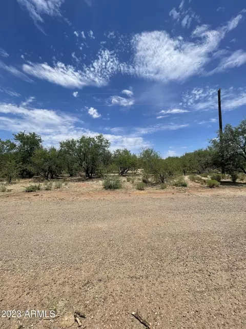 1825 San Diego Ct #25, Rio Rico, AZ 85648