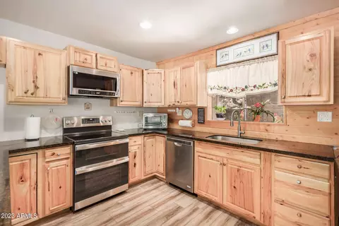 645 W El Pajarito Dr, Wickenburg, AZ 85390