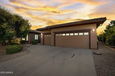 20126 N Horse Trail Dr, Surprise, AZ 85374