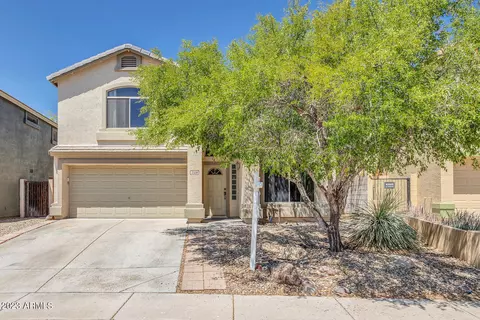 2328 W White Feather Ln, Phoenix, AZ 85085