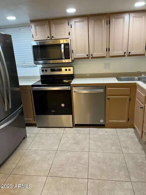 16402 N 31st St #203, Phoenix, AZ 85032