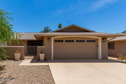 19007 N Concho Cir, Sun City, AZ 85373