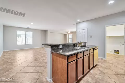 2855 E Palmdale Ln, Gilbert, AZ 85298 photo 6