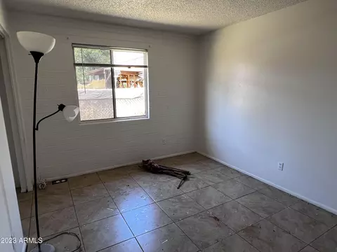 321 N 40th Ave, Phoenix, AZ 85009 photo 7