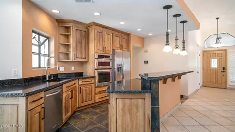 3836 E Coconino St, Phoenix, AZ 85044 photo 8