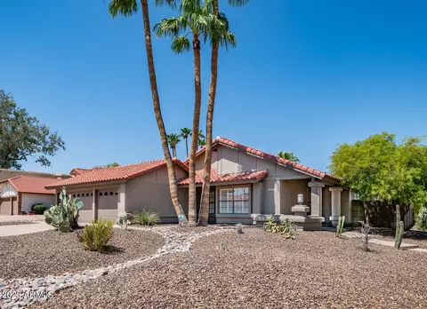 3836 E Coconino St, Phoenix, AZ 85044 photo 2