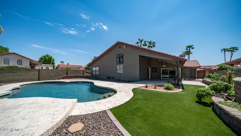 3836 E Coconino St, Phoenix, AZ 85044 photo 3